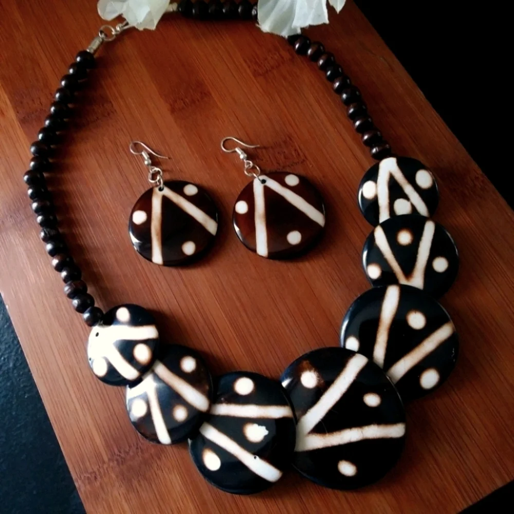 2PC Beautiful African Batik Print Necklace Set - Picture 2 of 5